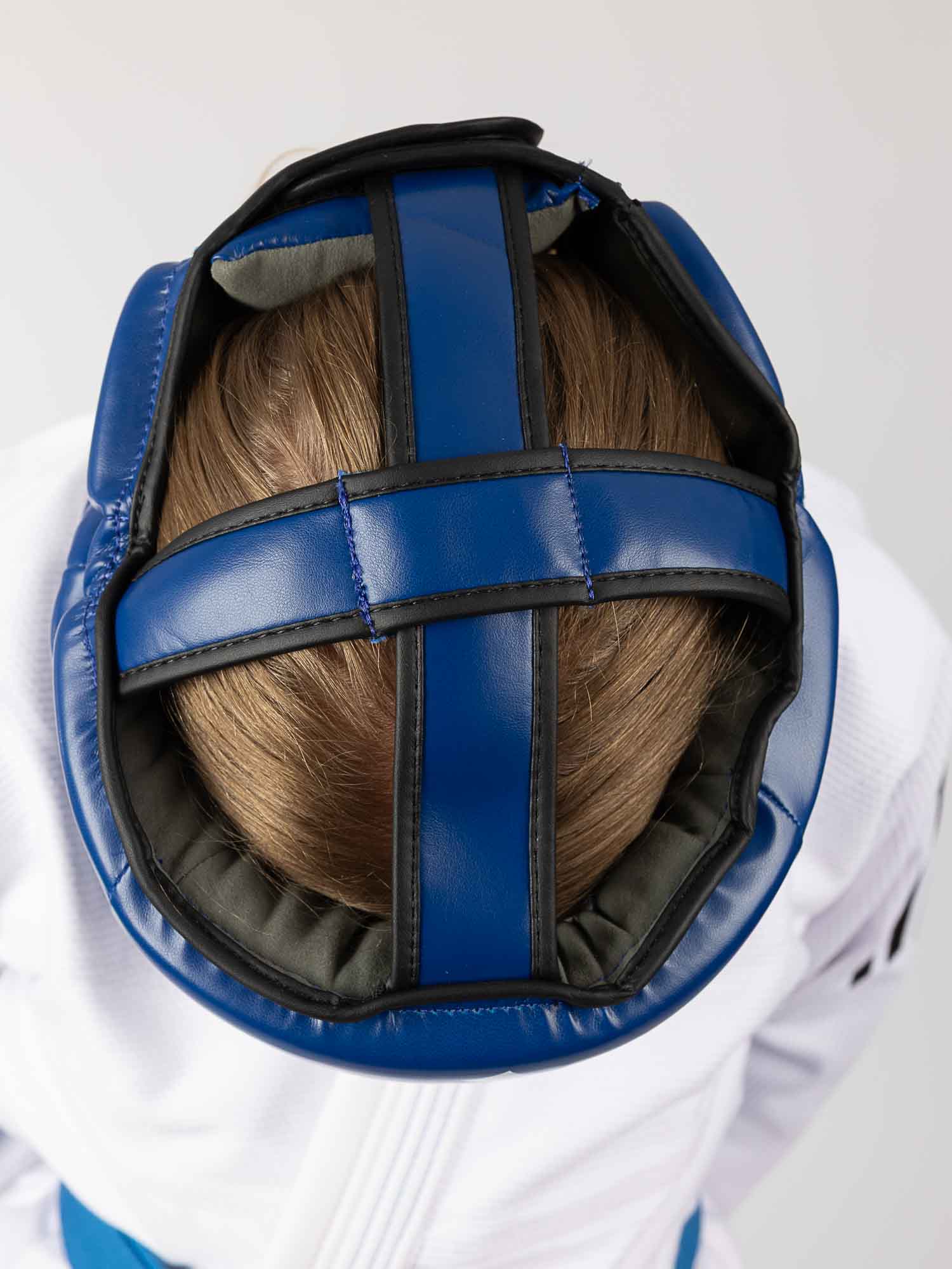 Boxer Kopfschutz, blauer Schutzgurt, Taekwondo Kopfschutz, blauer gepolsterter Helm, athletischer Kopfschutz