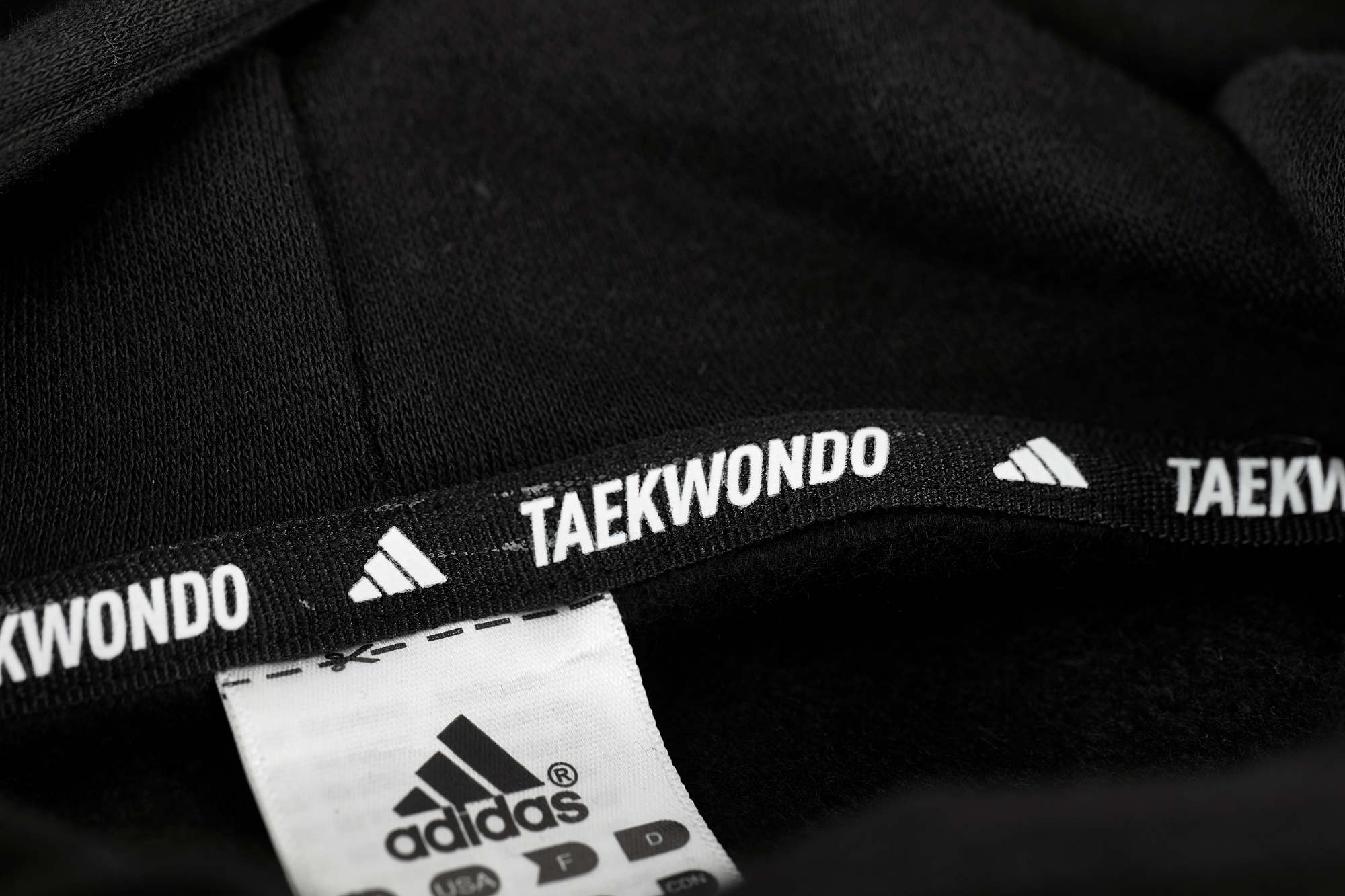 adidas Community Graphic Hoody Taekwondo schwarz, adiCLHD24-TK