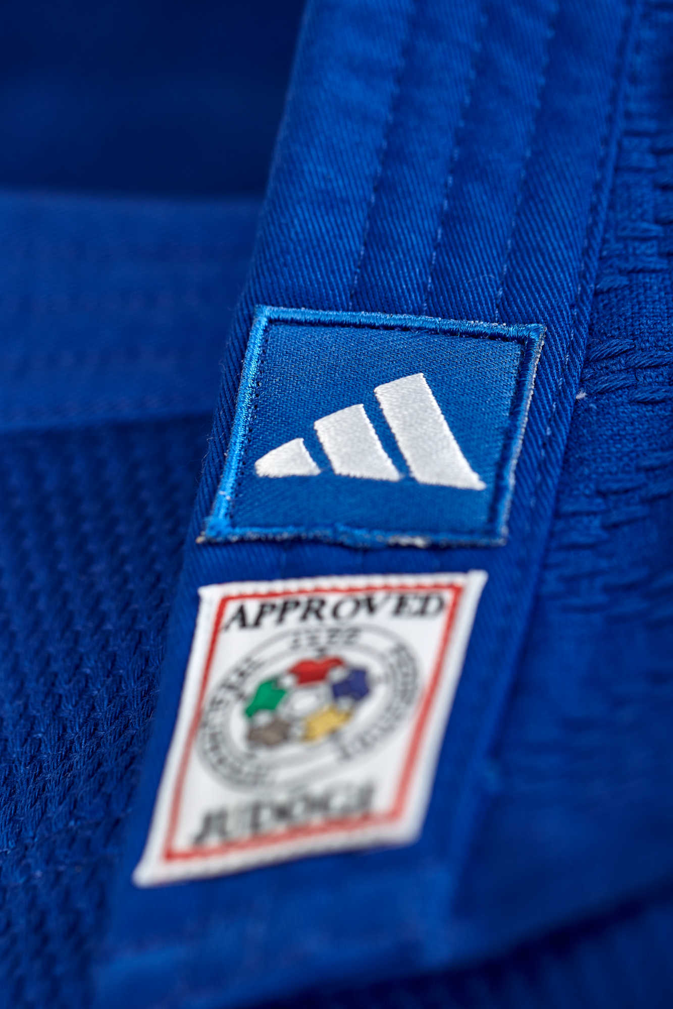 adidas Judojacke CHAMPION III IJF - Model 1 JIJFB-JAC blau / weiße Streifen