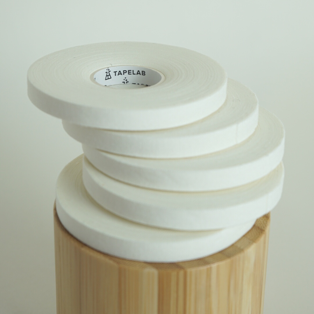 03752656-95F9-4896-AC6A-228F11B543FB Athletic Finger Tape - 7,6 mm x 13,7 m (5er-Pack) weiß