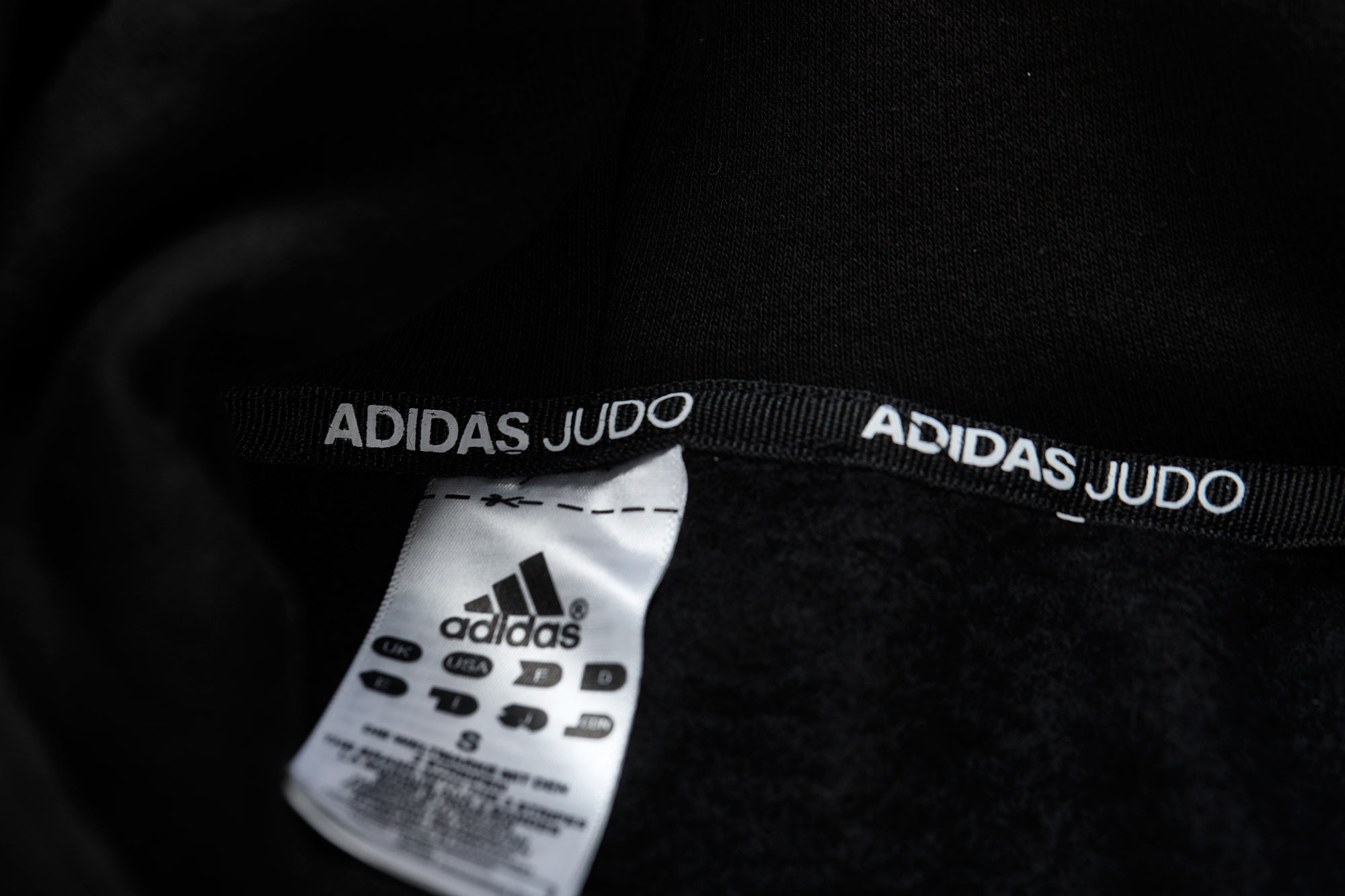 adidas Badge of Sport Hoody Judo schwarz adiCLHD20J