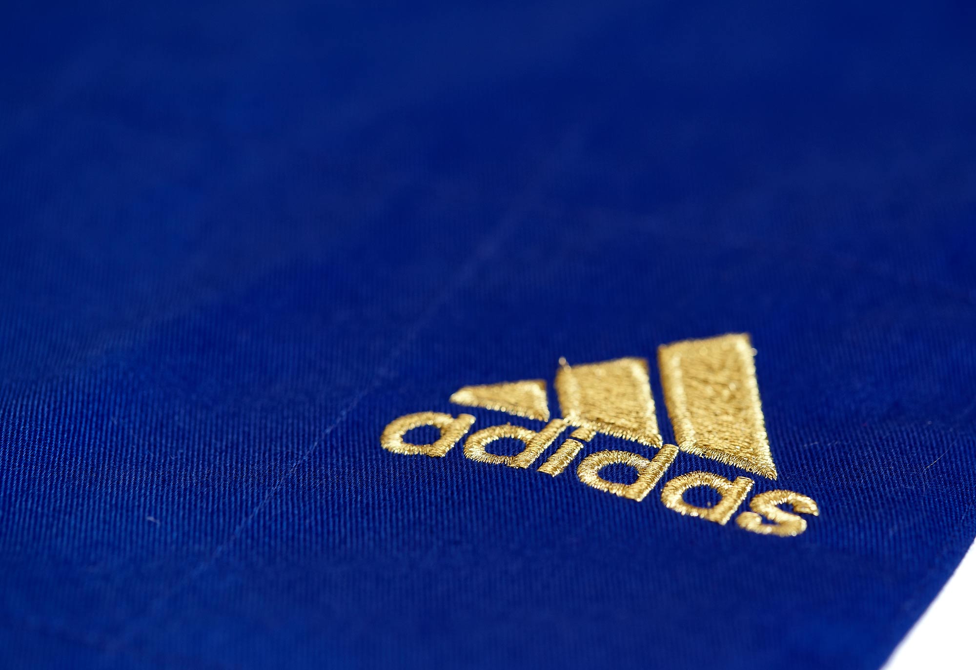 adidas Judoanzug CHAMPION II IJF, blau/goldene Streifen, JIJF