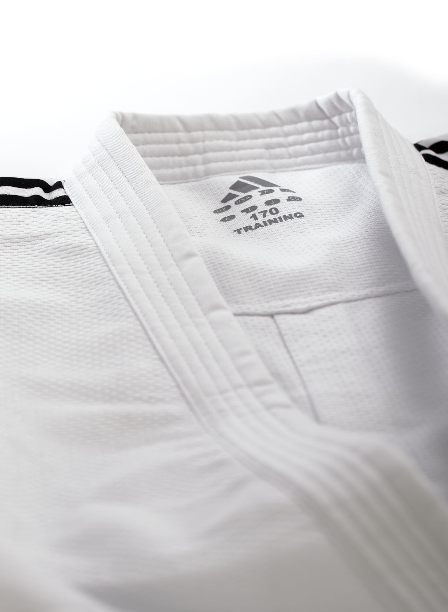 adidas Judo-Anzug Training weiß/schwarze Streifen, J500