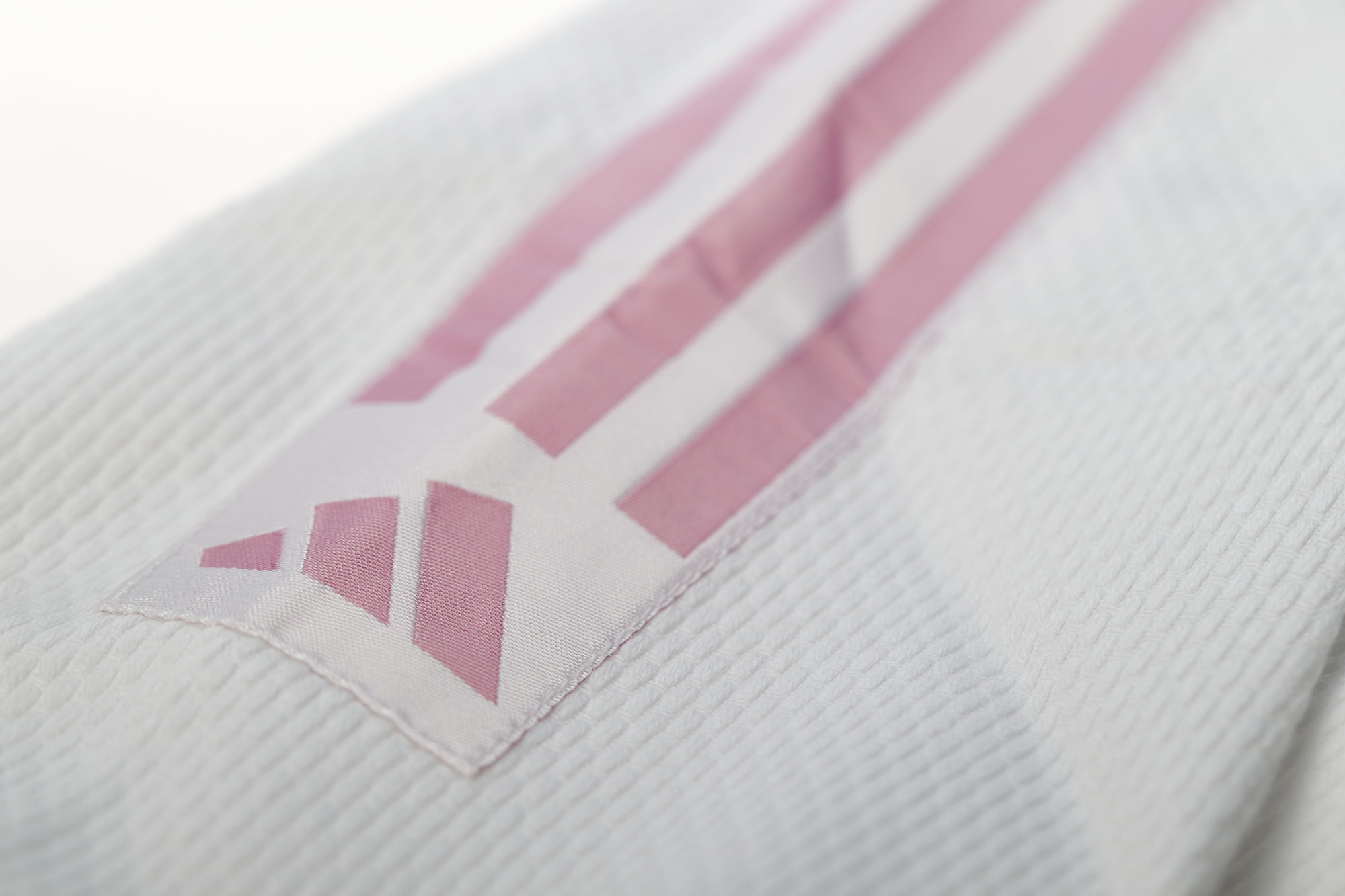 adidas Judo-Anzug Club weiß/pinke Streifen, J350