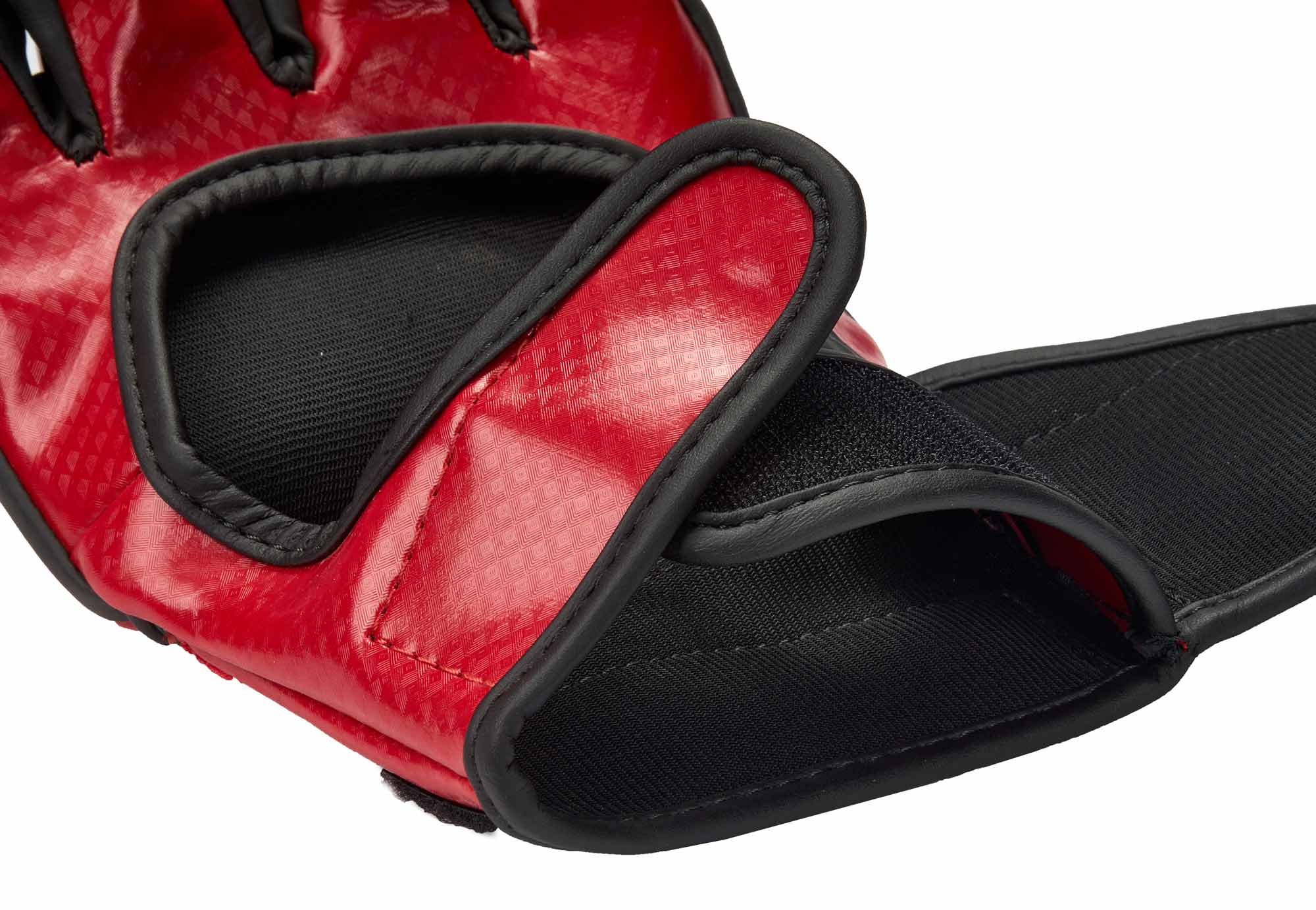 MMA Wettkampf-Handschuh Competition Pro Carbon red