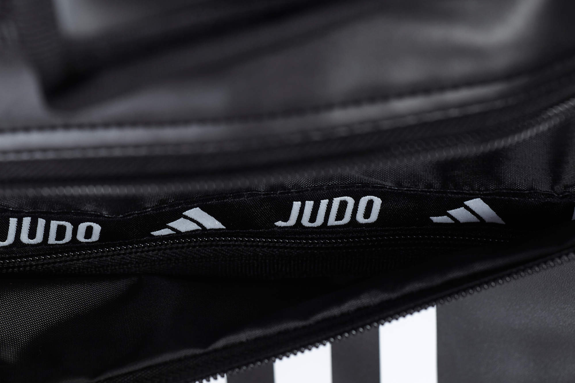 adidas 2in1 Bag "Judo" black/white PU L, adiACC051J