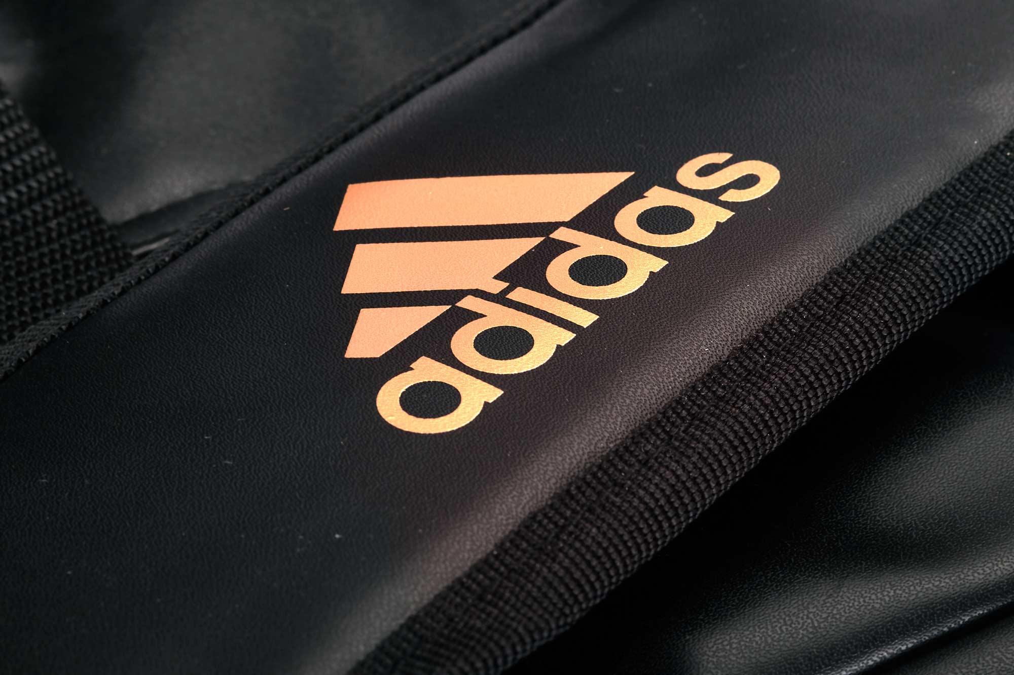 adidas 2in1 Bag Taekwondo black/gold PU, adiACC051T